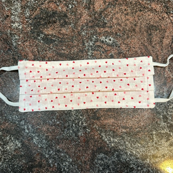 Handmade reusable face mask- adult size - Picture 3 of 4